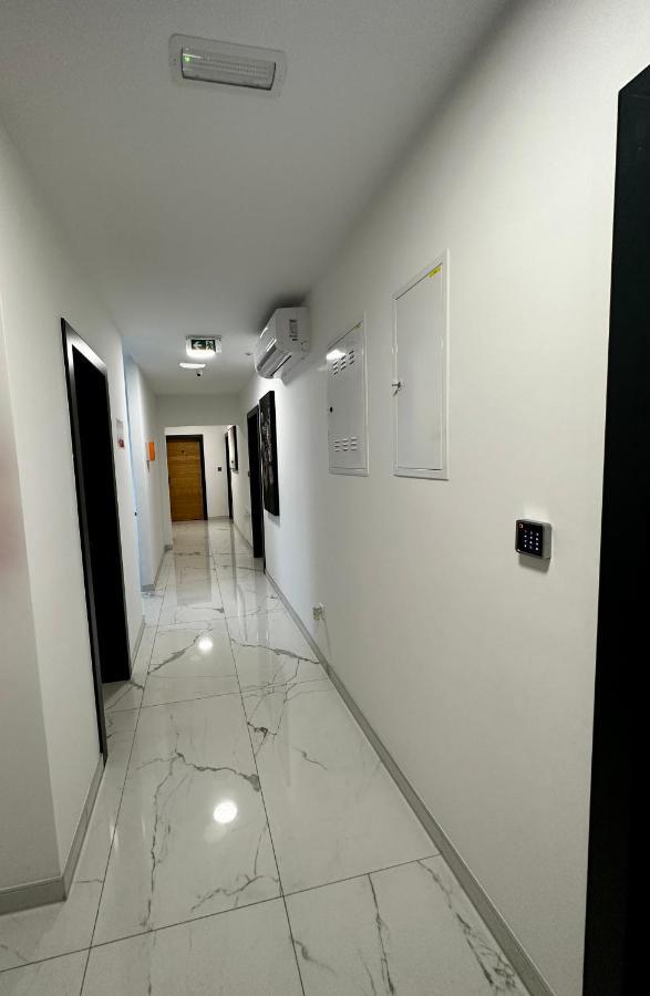 Roomsb สลาวอนสกีบรอด ภายนอก รูปภาพ